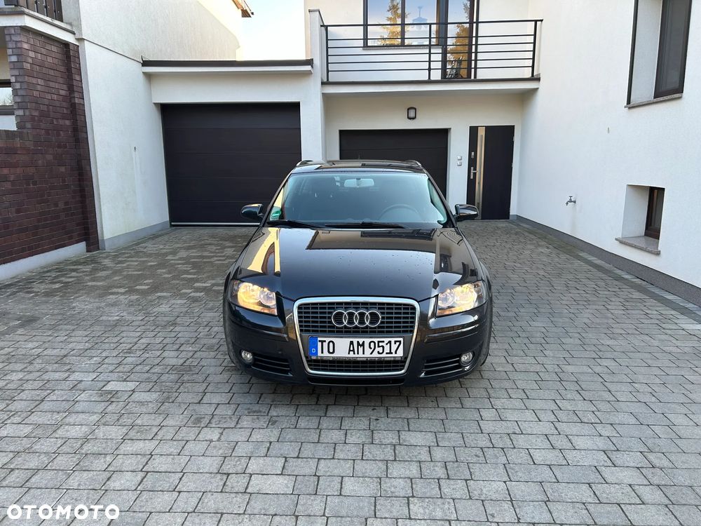 Audi A3 Sportback 2.0 TDI DPF (DSG) S tronic Ambiente - 13
