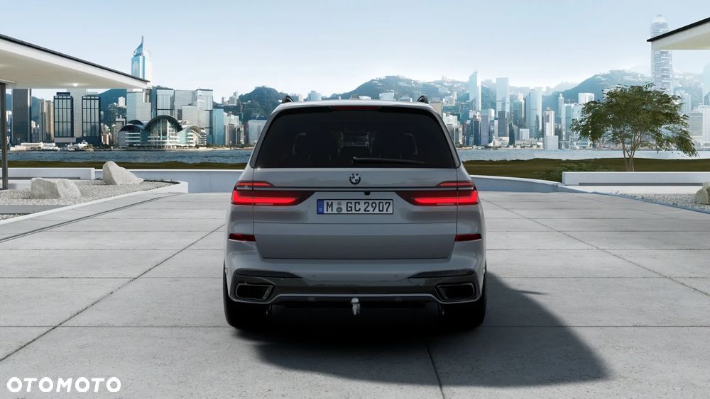 BMW X7 xDrive40i - 7