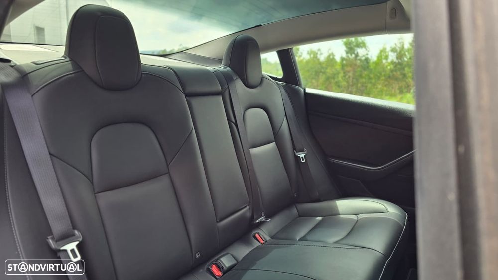 Tesla Model 3 Long Range AWD Dual Motor - 24