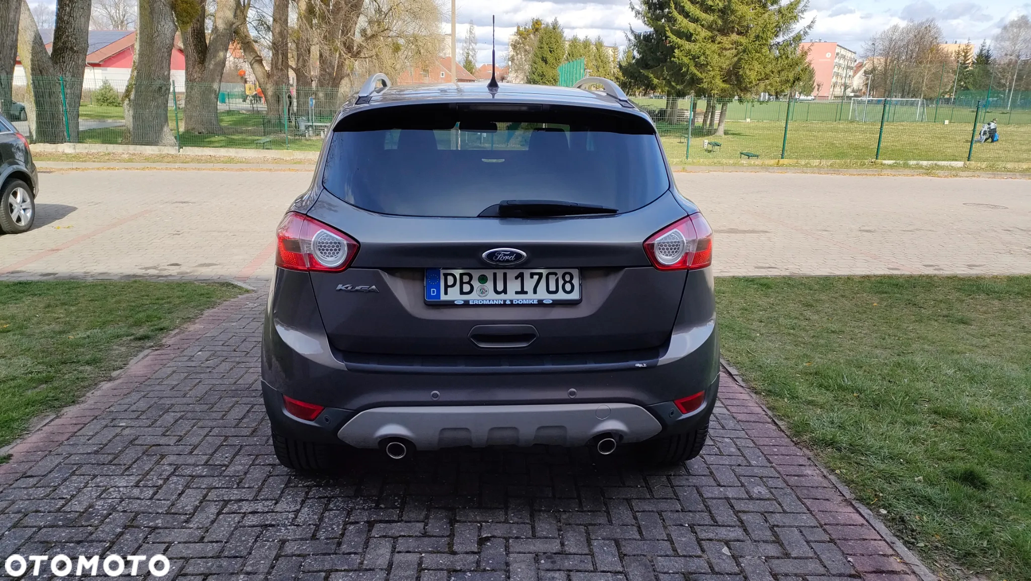 Ford Kuga 2.0 TDCi 4x4 Titanium - 9