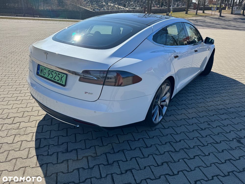 Tesla Model S Performance - 6