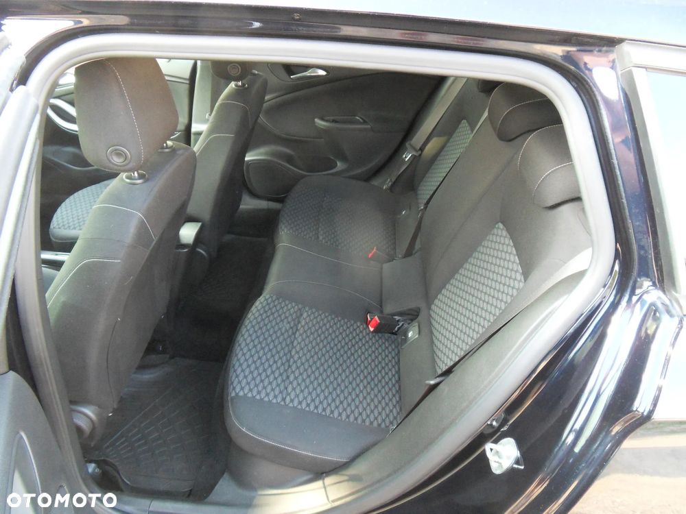 Opel Astra 1.6 D Start/Stop Innovation - 10
