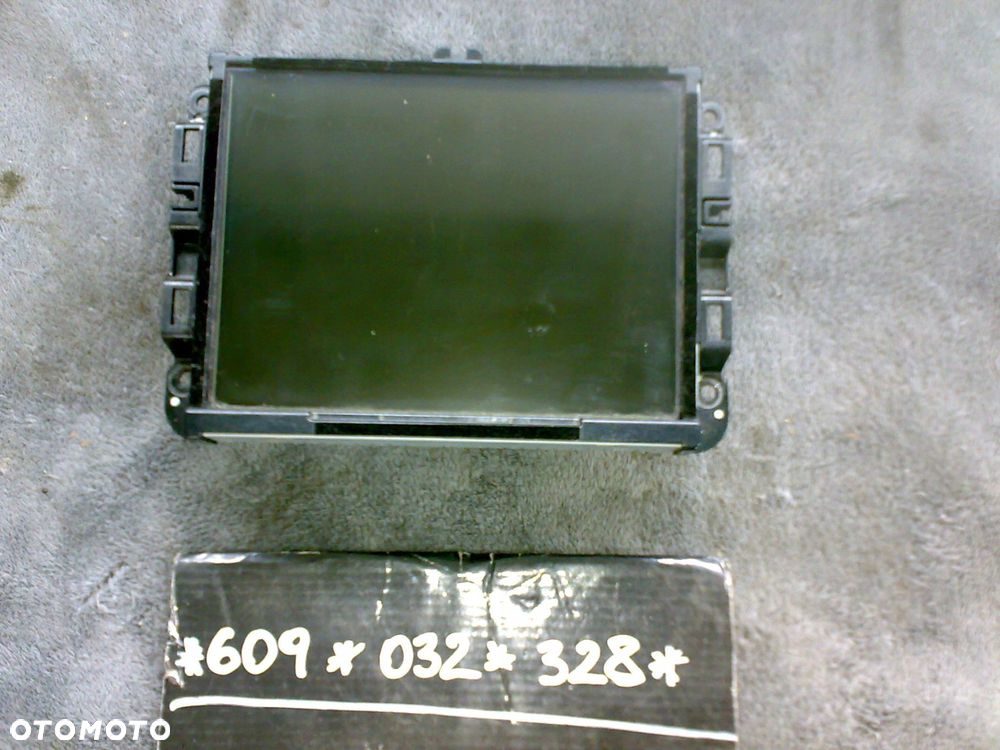 jeep grand cherokee wk2 2014 - wyświetlacz radio panel harman navi monitor - 2