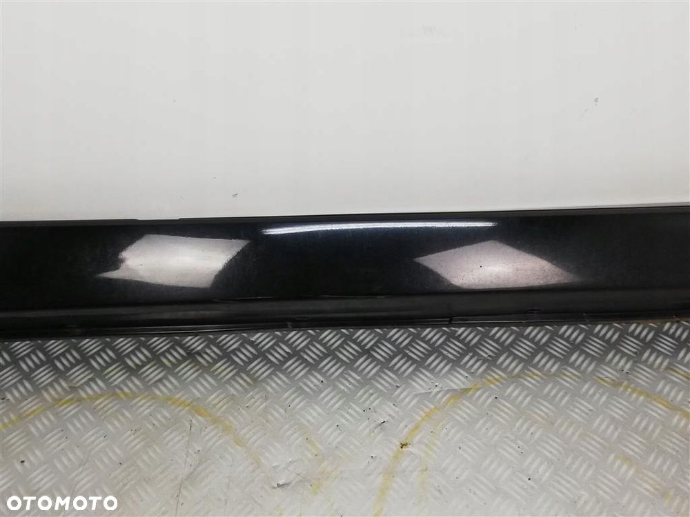 Listwa progowa ZEWNĘTRZNA prawa BMW Seria 5 E61 KOMBI 2003-2010 - 3