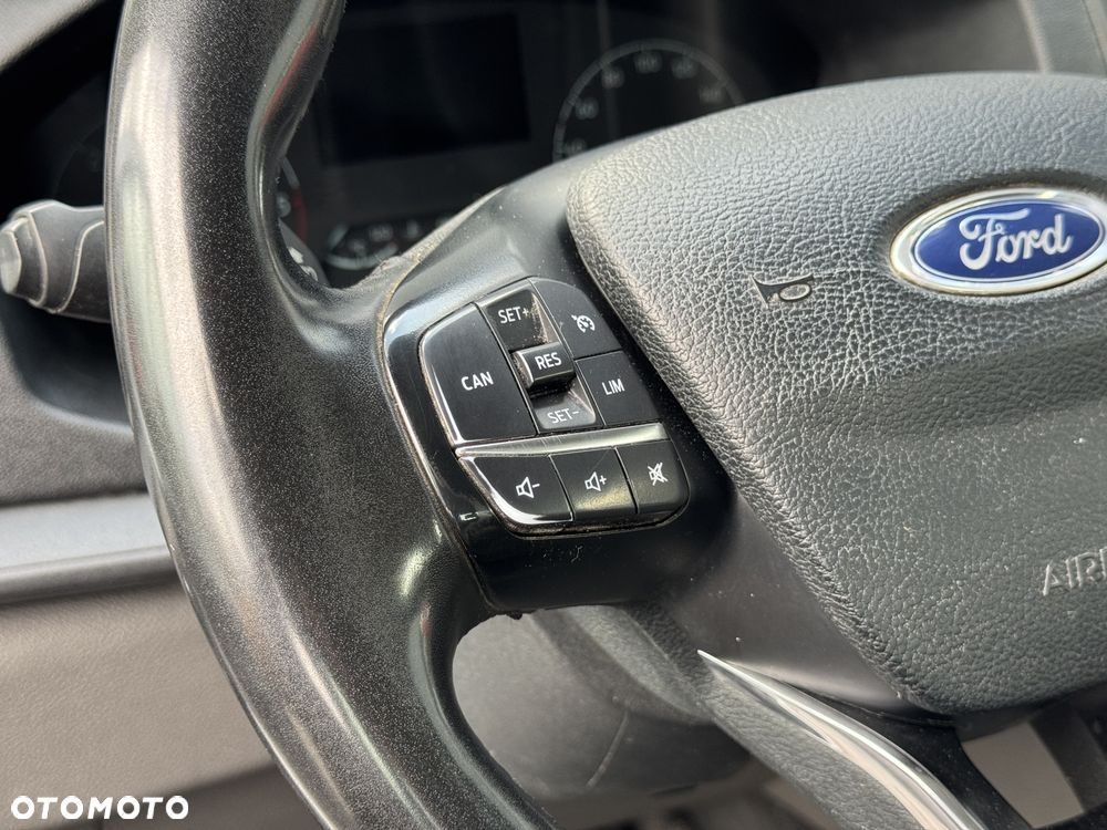 Ford Transit - 20