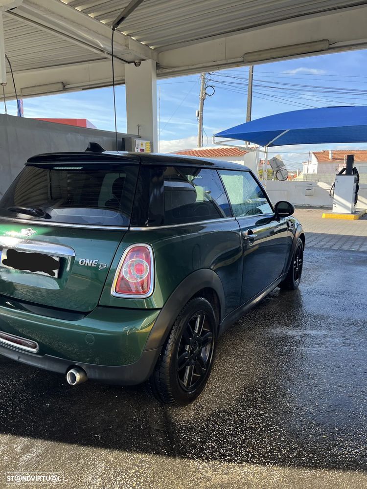 MINI 3 Portas One D - 4