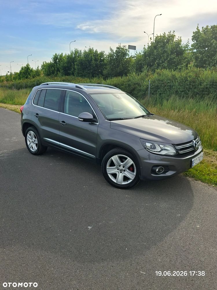 Volkswagen Tiguan 2.0 TDI DPF 4Motion BlueMotion Technology DSG Sport & Style - 11