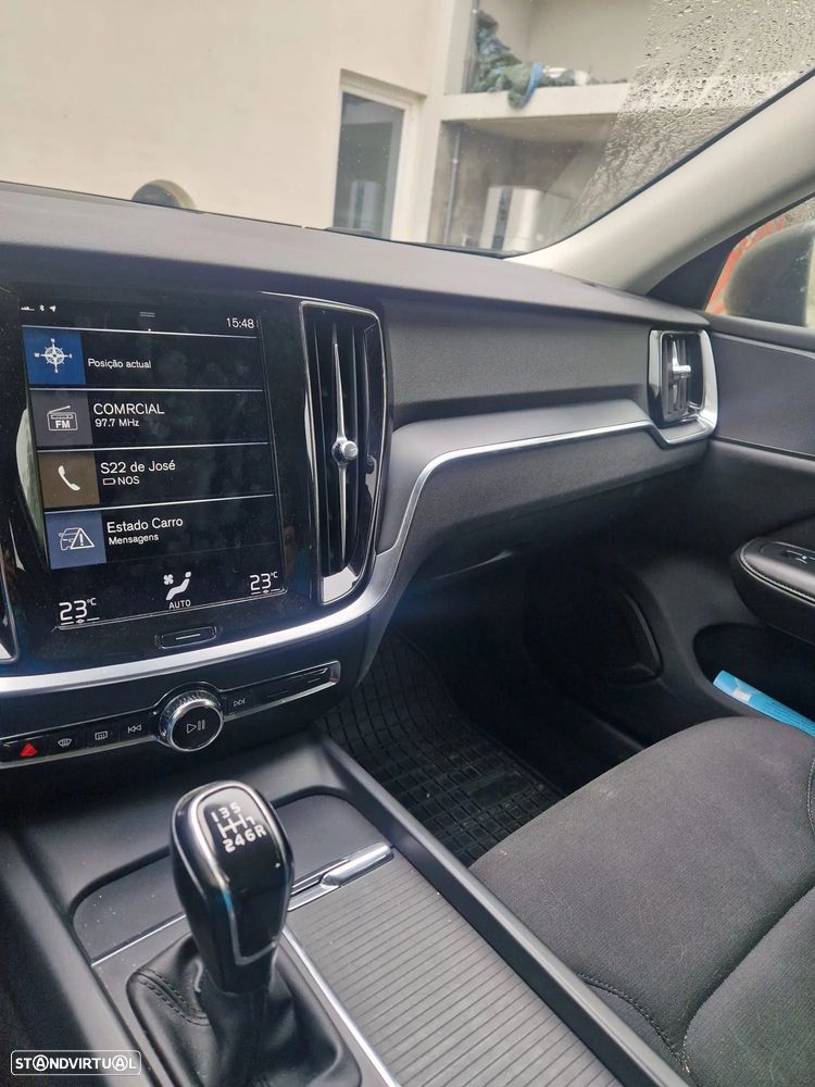 Volvo V60 D4 Business Edition - 8