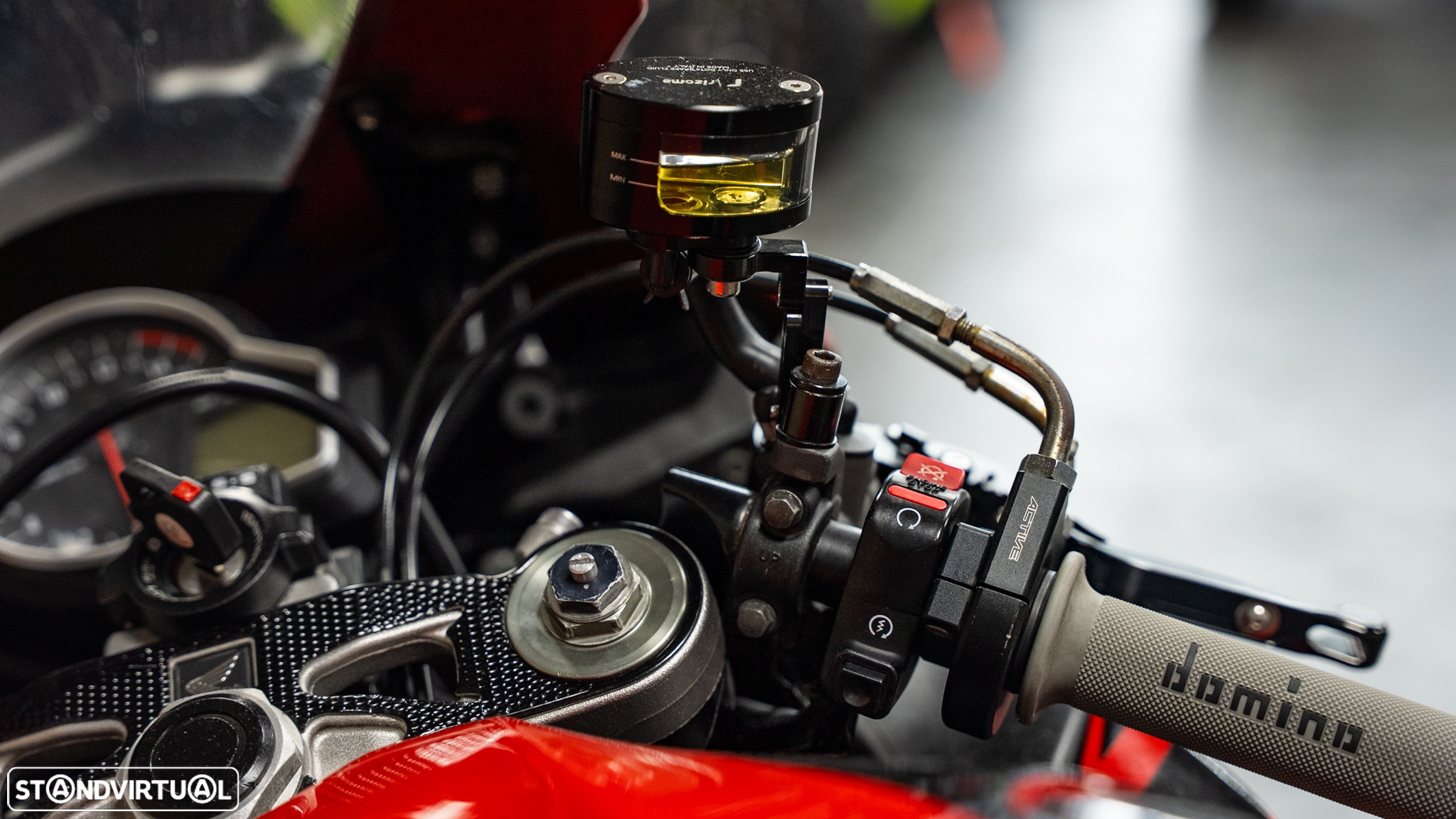 Honda CBR 1000 RR Fireblade - 12