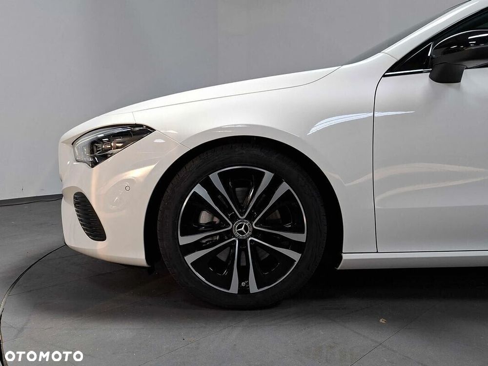 Mercedes-Benz CLA - 18