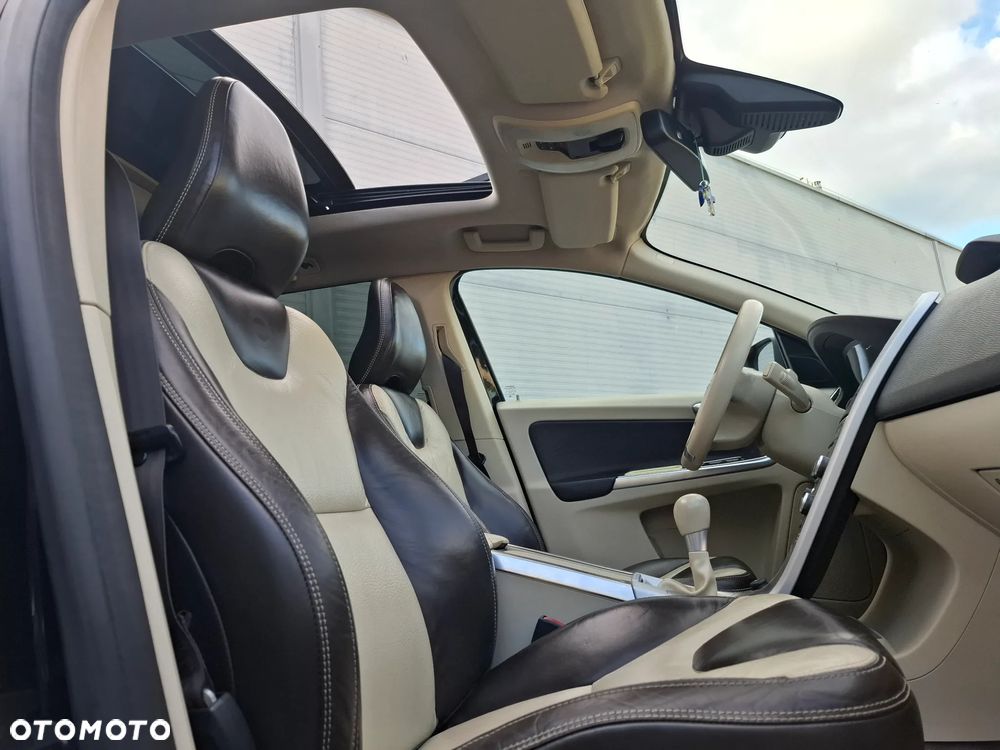 Volvo XC 60 D5 AWD Summum - 13