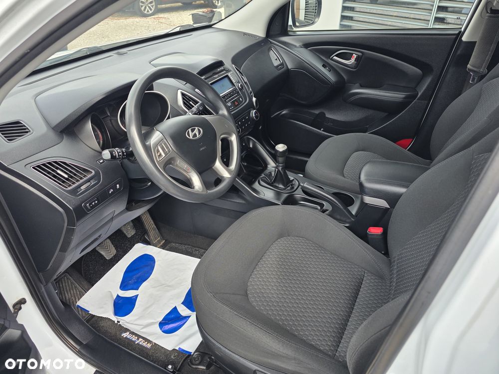 Hyundai ix35 2.0 2WD Comfort - 14