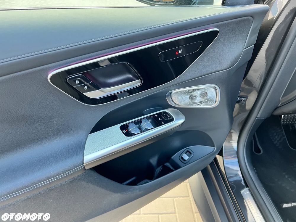 Mercedes-Benz GLC 220 d mHEV 4-Matic AMG Line - 11