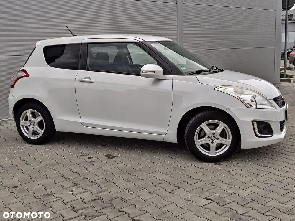 Suzuki Swift 1.2 Premium - 9