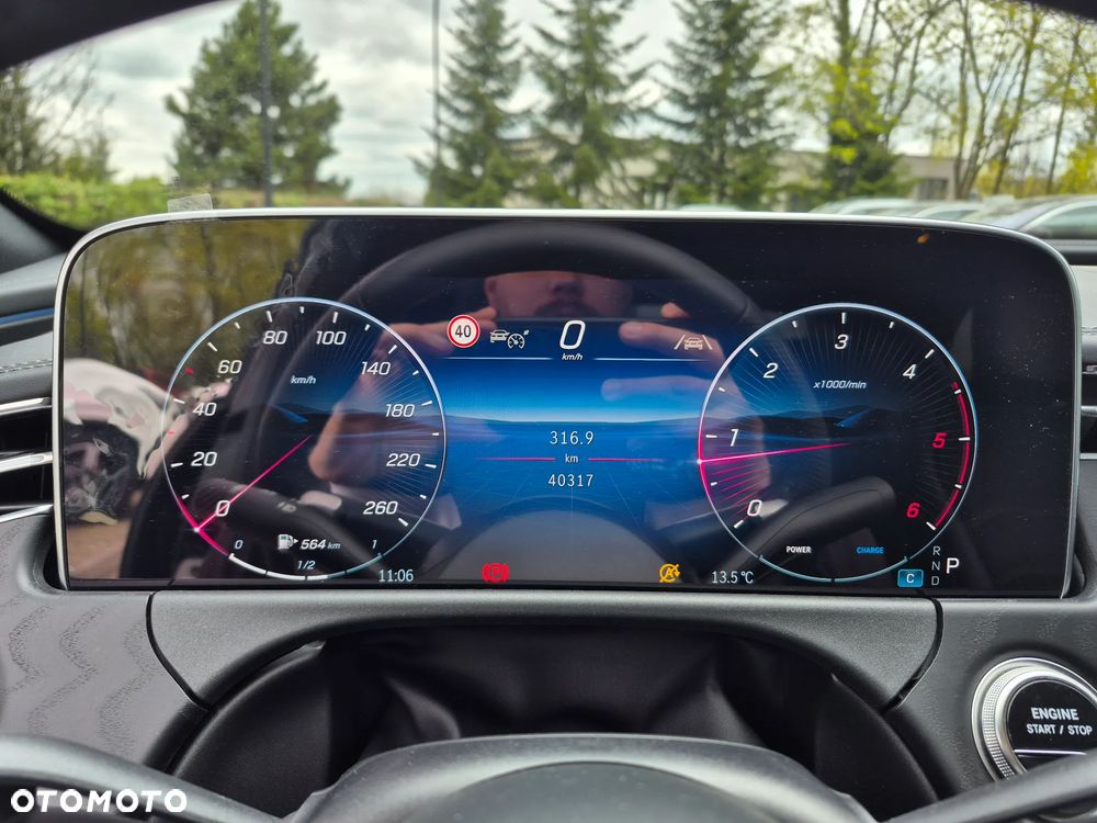 Mercedes-Benz Klasa E 220 d mHEV 4-Matic AMG 9G-Tronic - 17
