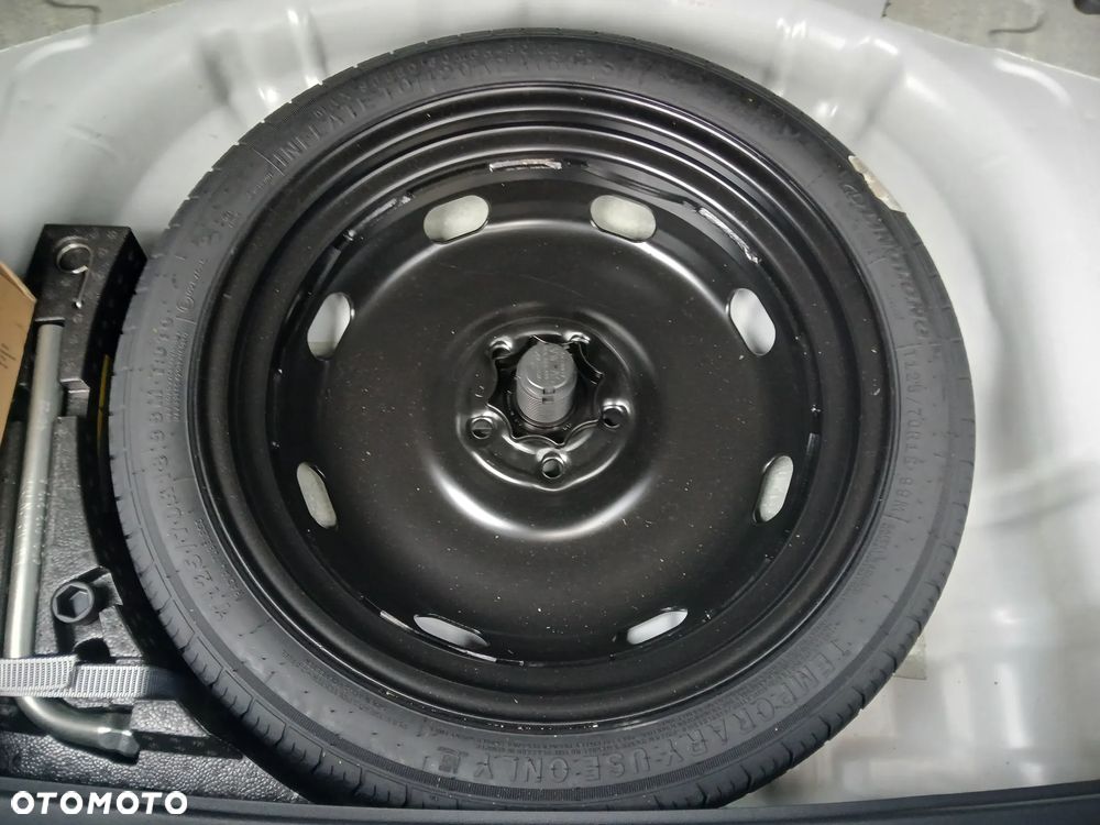 Volkswagen T-Roc 1.5 TSI Life - 30