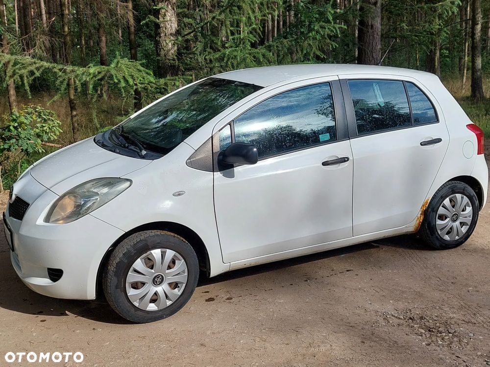 Toyota Yaris 1.0 Terra A/C - 5