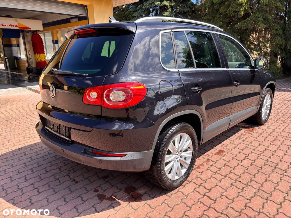 Volkswagen Tiguan - 4