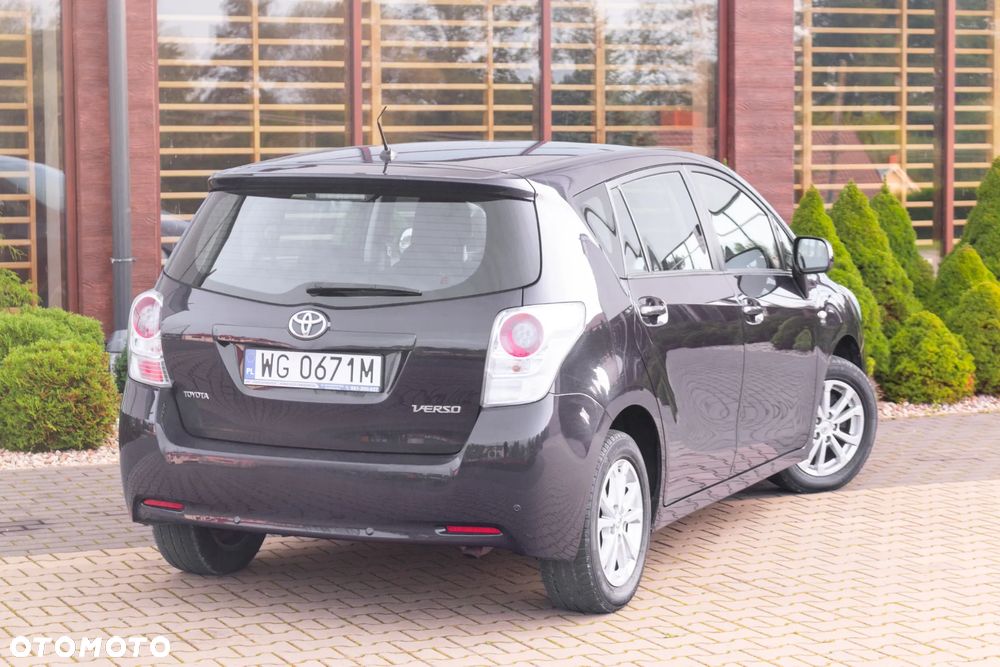 Toyota Verso 1.6 5-Sitzer Comfort - 8