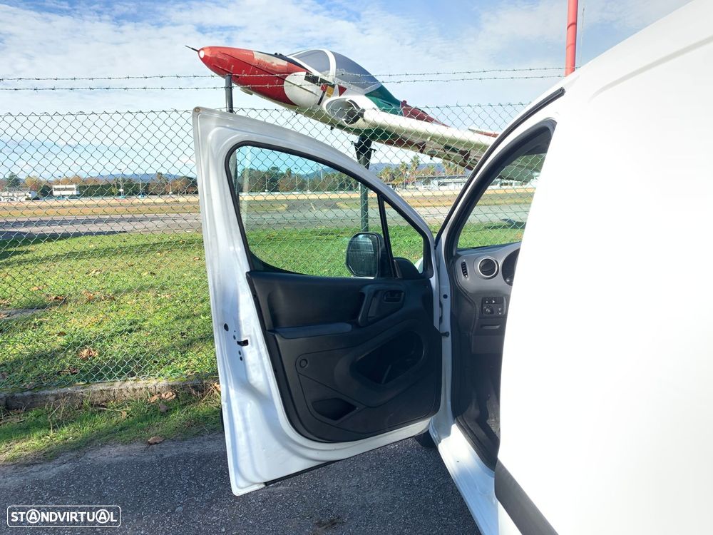 Citroën Berlingo 1.6 e-HDi Exclusive - 35