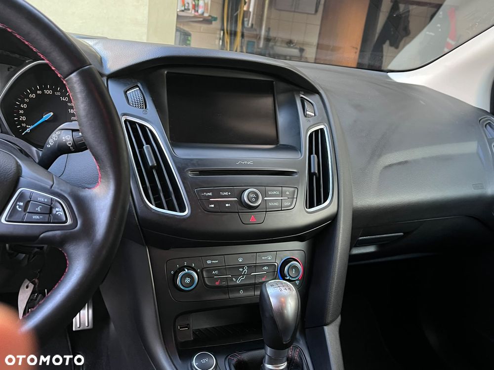 Ford Focus - 12