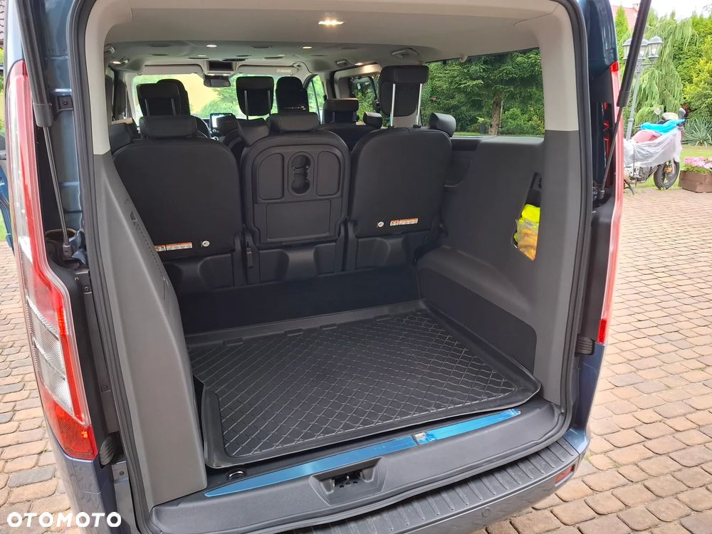 Ford Tourneo Custom 2.0 EcoBlue L2 Titanium - 14