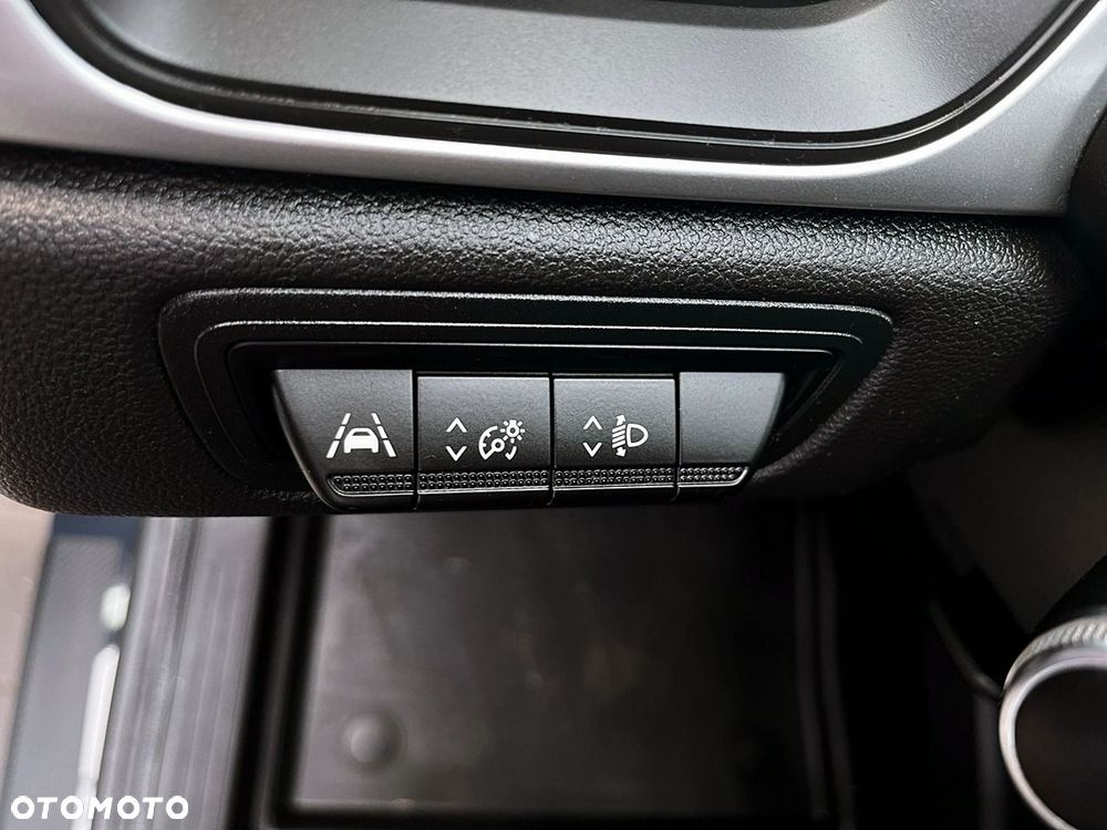 Renault Captur - 19