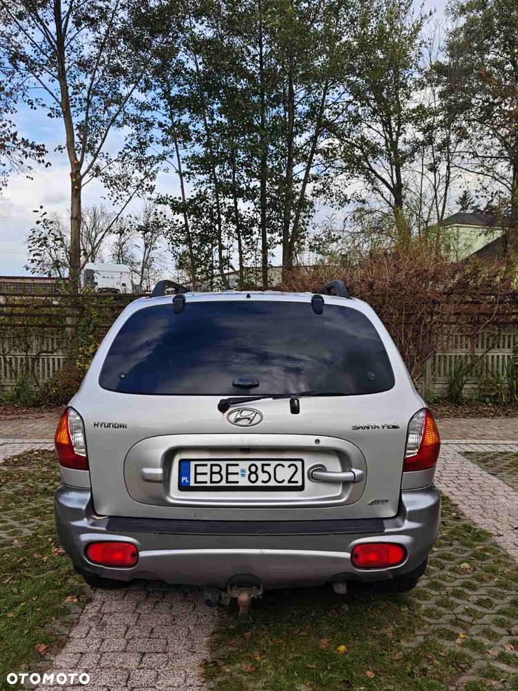 Hyundai Santa Fe 2.0 CRDi 4WD GLS - 4