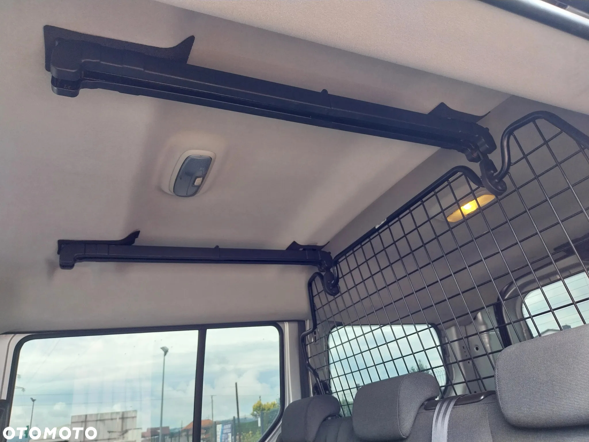 Ford Transit Connect - 14