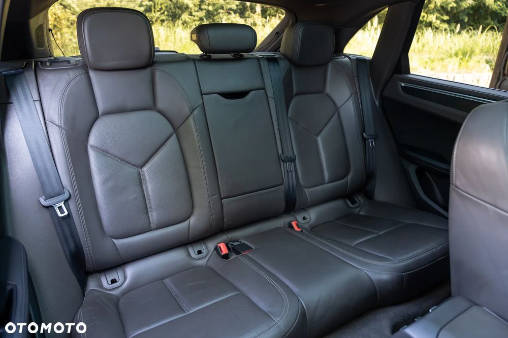 Porsche Macan - 39