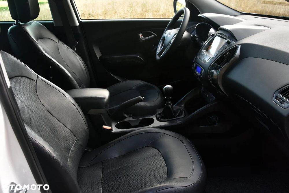 Hyundai ix35 2.0 CRDi Premium 4WD - 19