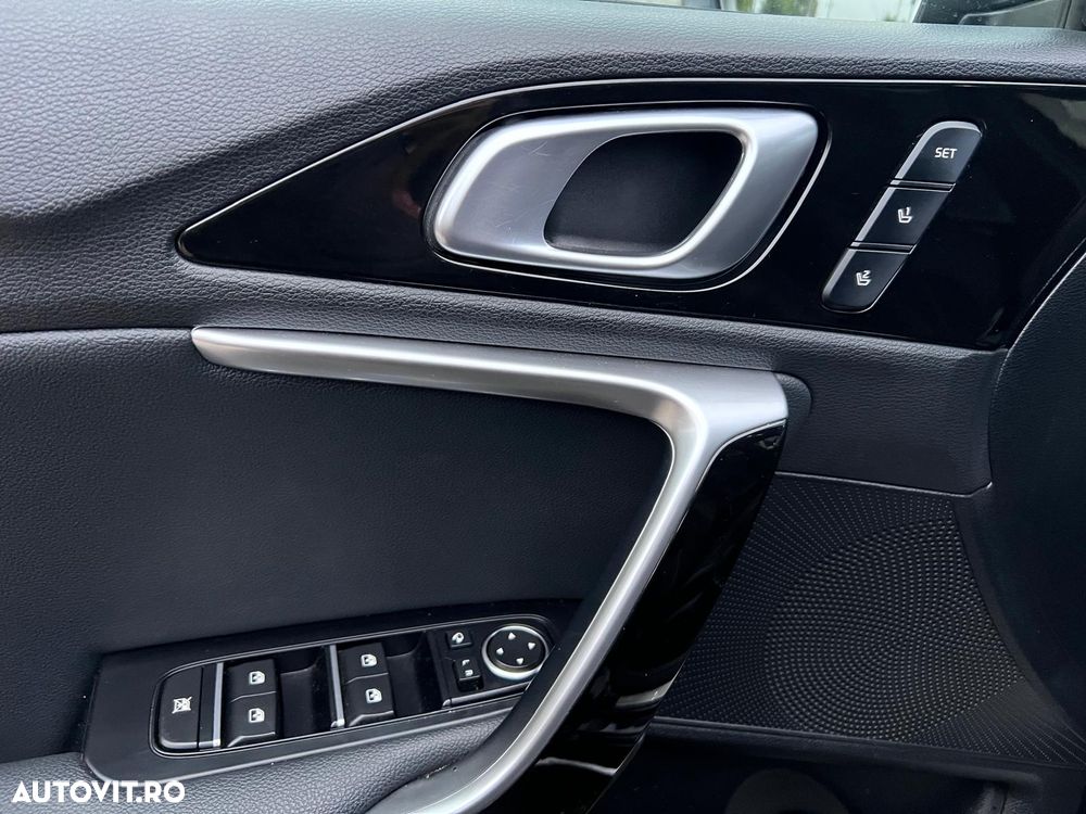 Kia Pro Ceed - 12