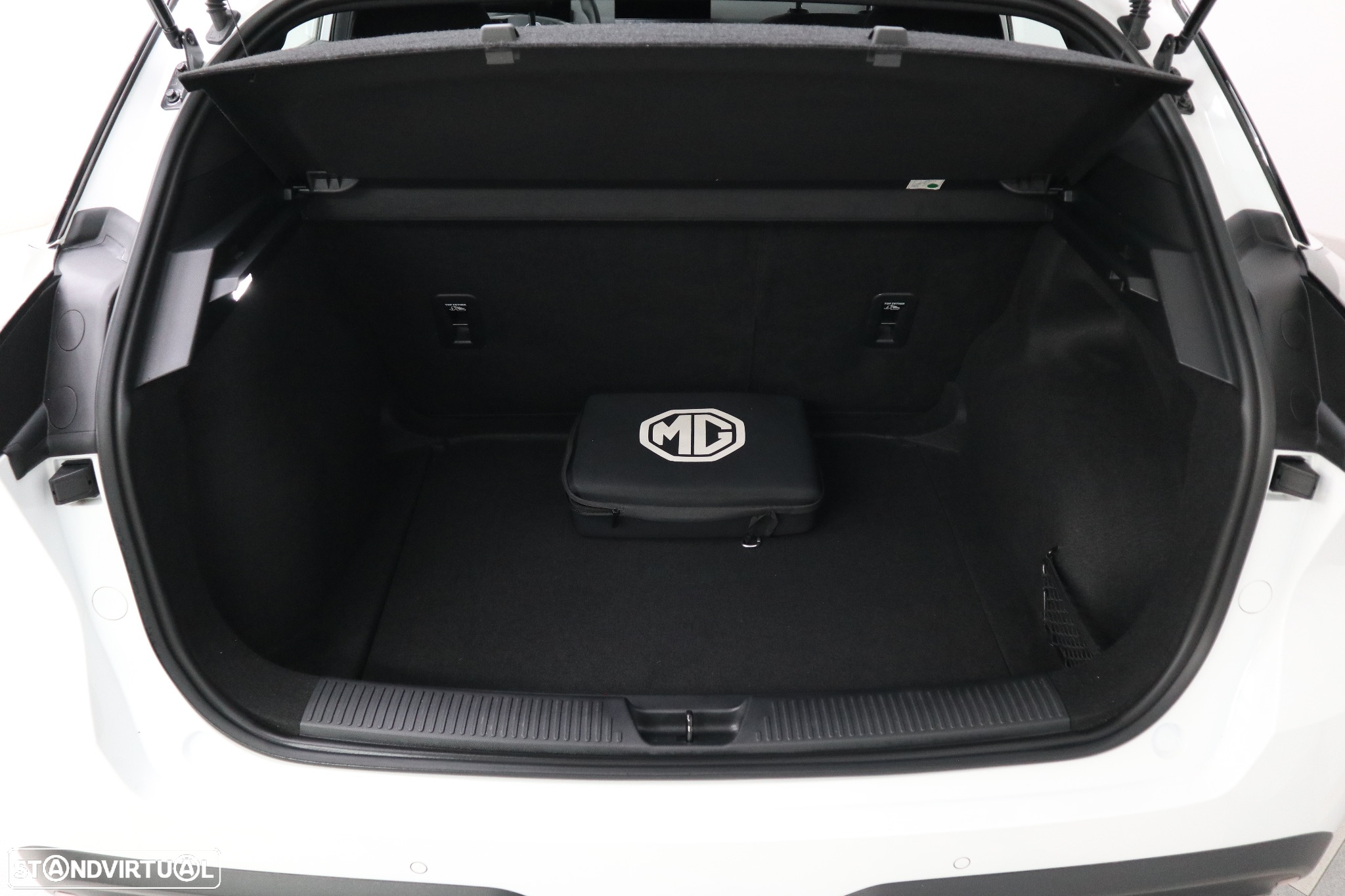 MG MG4 51 kWh Standard - 16
