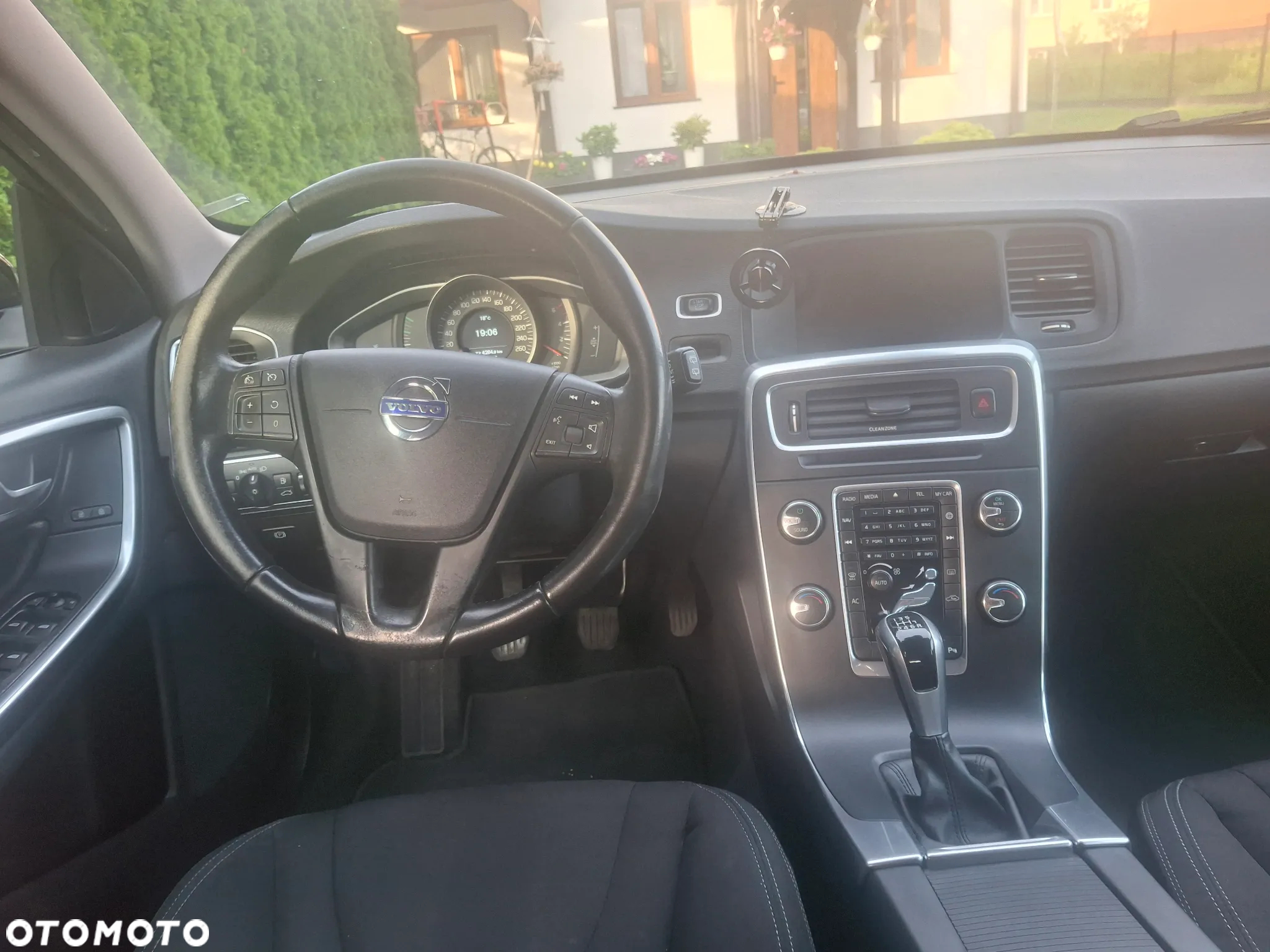 Volvo V60 D2 Drive-E Kinetic - 3