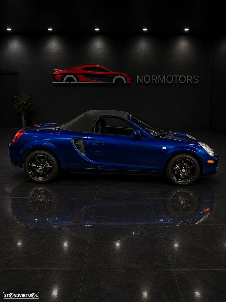 Toyota MR2 Roadster - 4