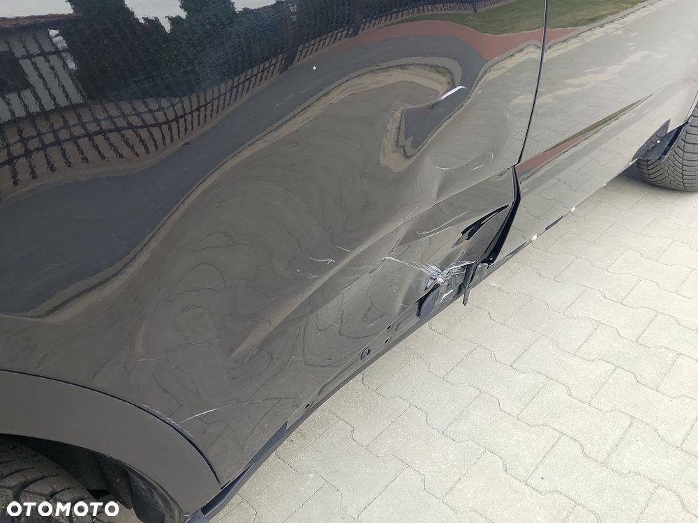 Jaguar E-Pace 1.5 P300e PHEV AWD R-Dynamic Black - 12