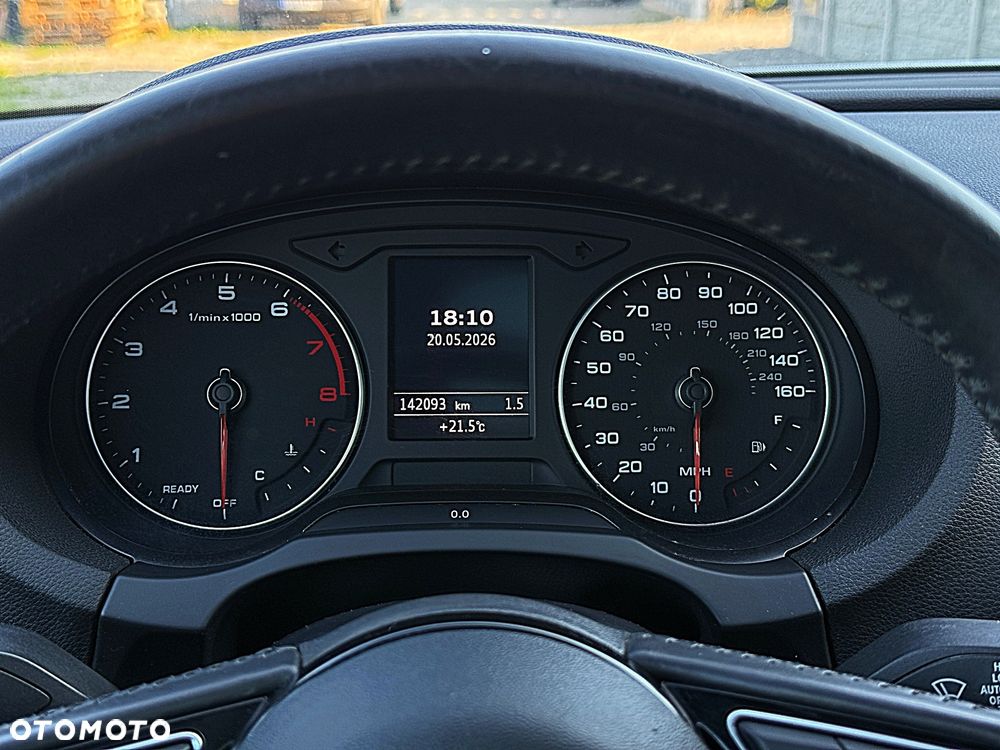 Audi A3 Limousine ver-2-0-tfsi-limousine-quattro-s-tronic-design - 7