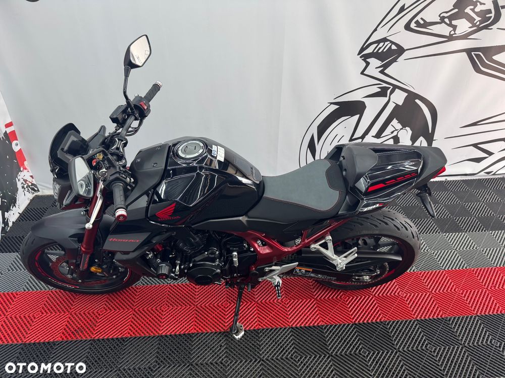 Honda Hornet - 7
