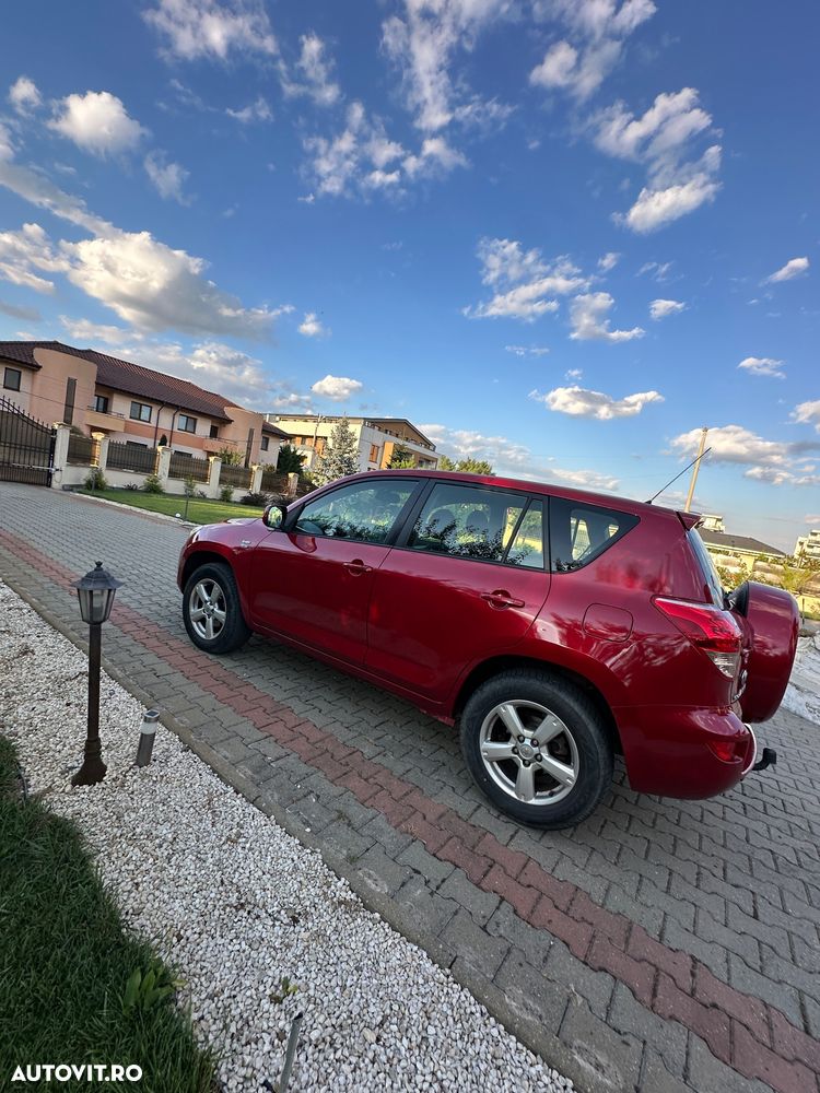 Toyota RAV4 2.2 D-4D Confort - 6