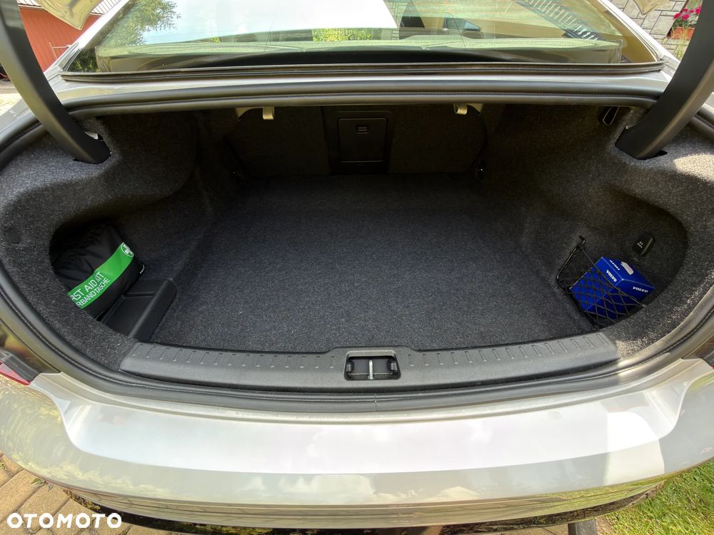 Volvo S60 B5 B AWD Ultimate Dark - 39