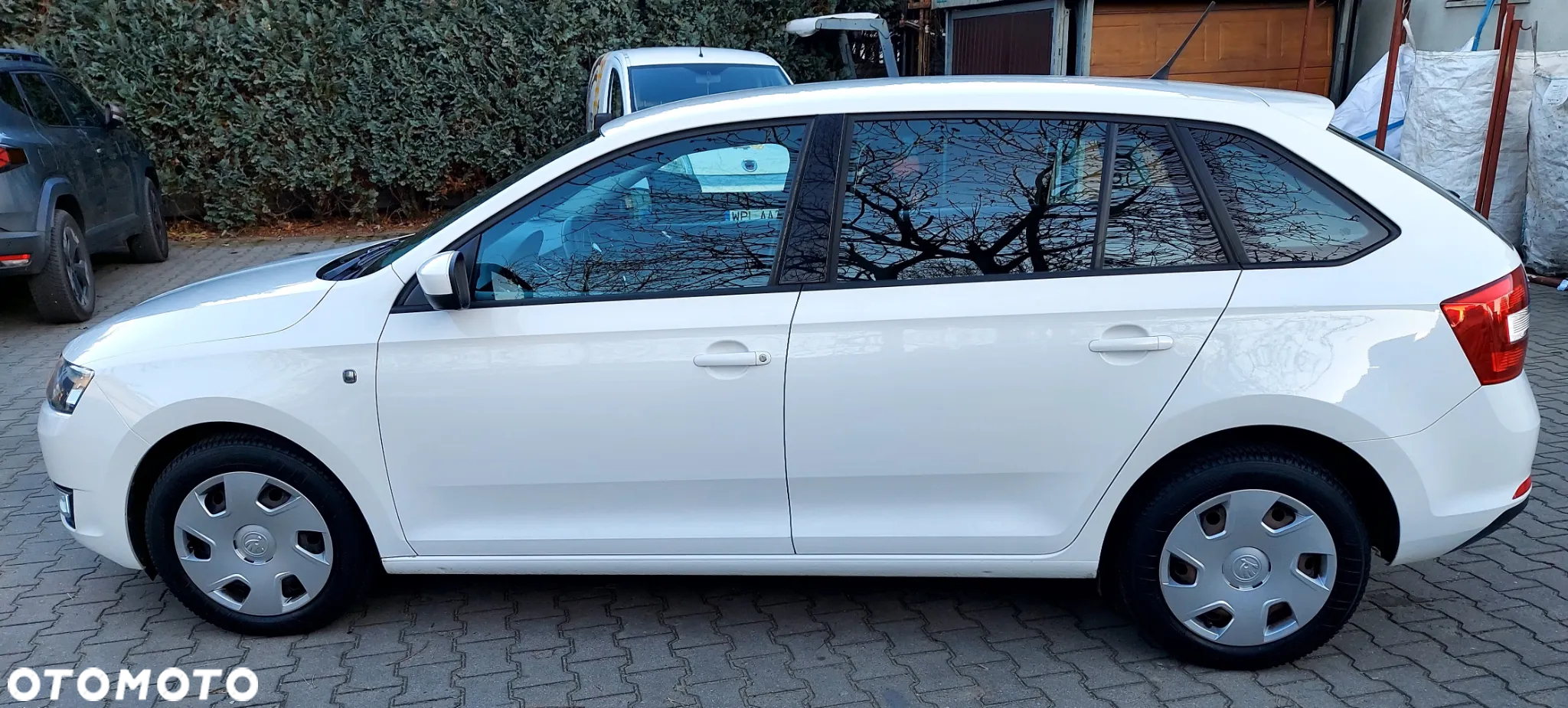 Skoda RAPID 1.2 TSI Ambition - 8