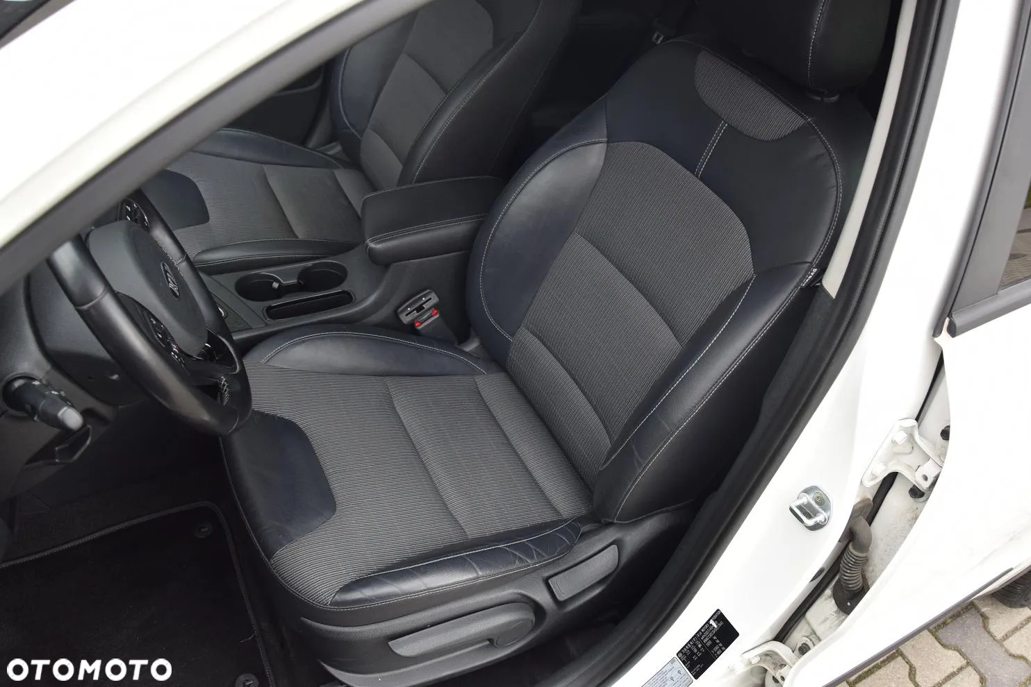 Kia Niro 1.6 GDI Hybrid XL - 12