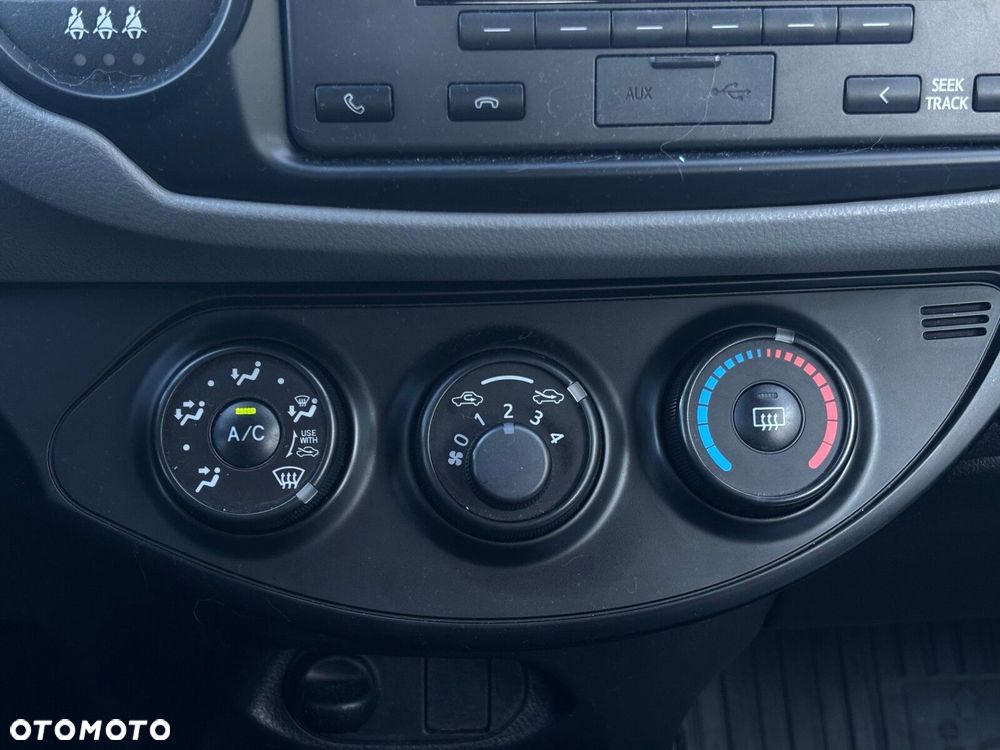 Toyota Yaris 1.5 Active - 22