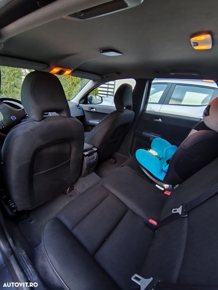 Volvo V50 DPF D2 Business Edition - 18