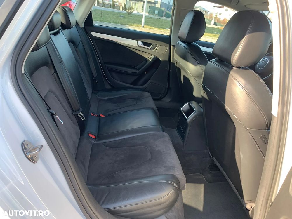 Audi A4 Limuzina 2.0 TDI B8 - 12
