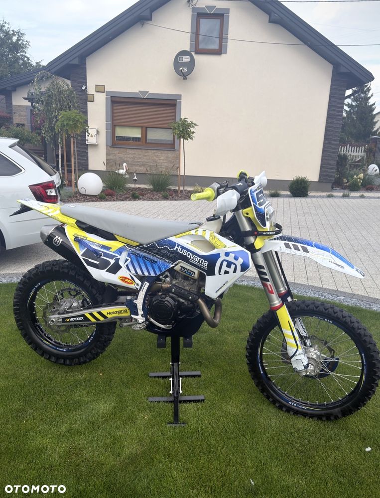 Husqvarna FE - 3