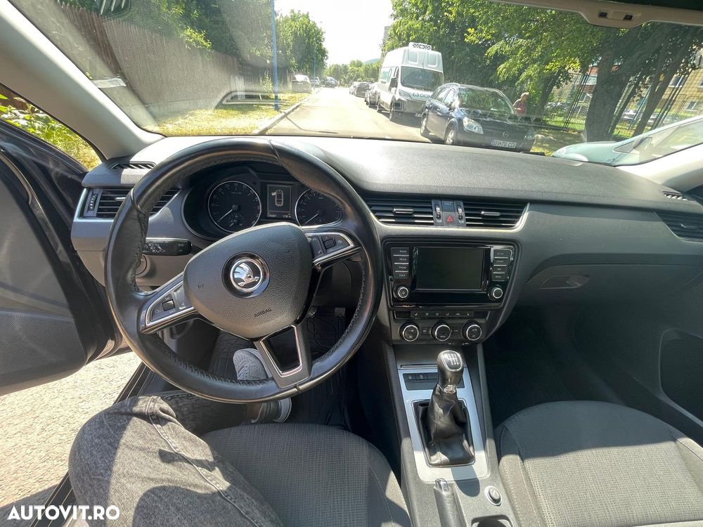 Skoda Octavia - 12