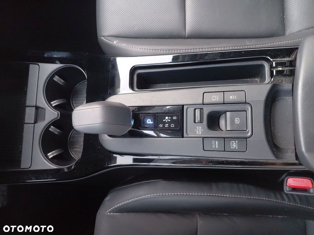 Toyota Prius - 27