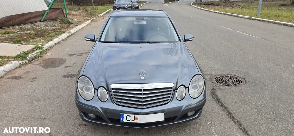 Mercedes-Benz E - 5