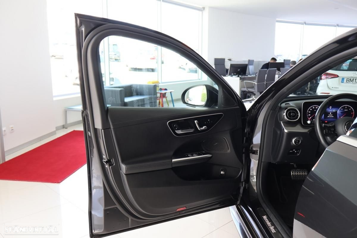 Mercedes-Benz C 300 d AMG Line - 12